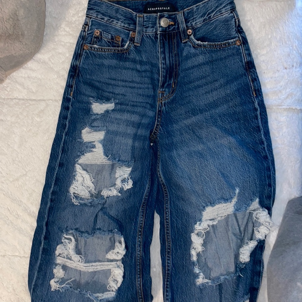 High Riss Wide Leg Jeans with Rips - Picture 2 of 4